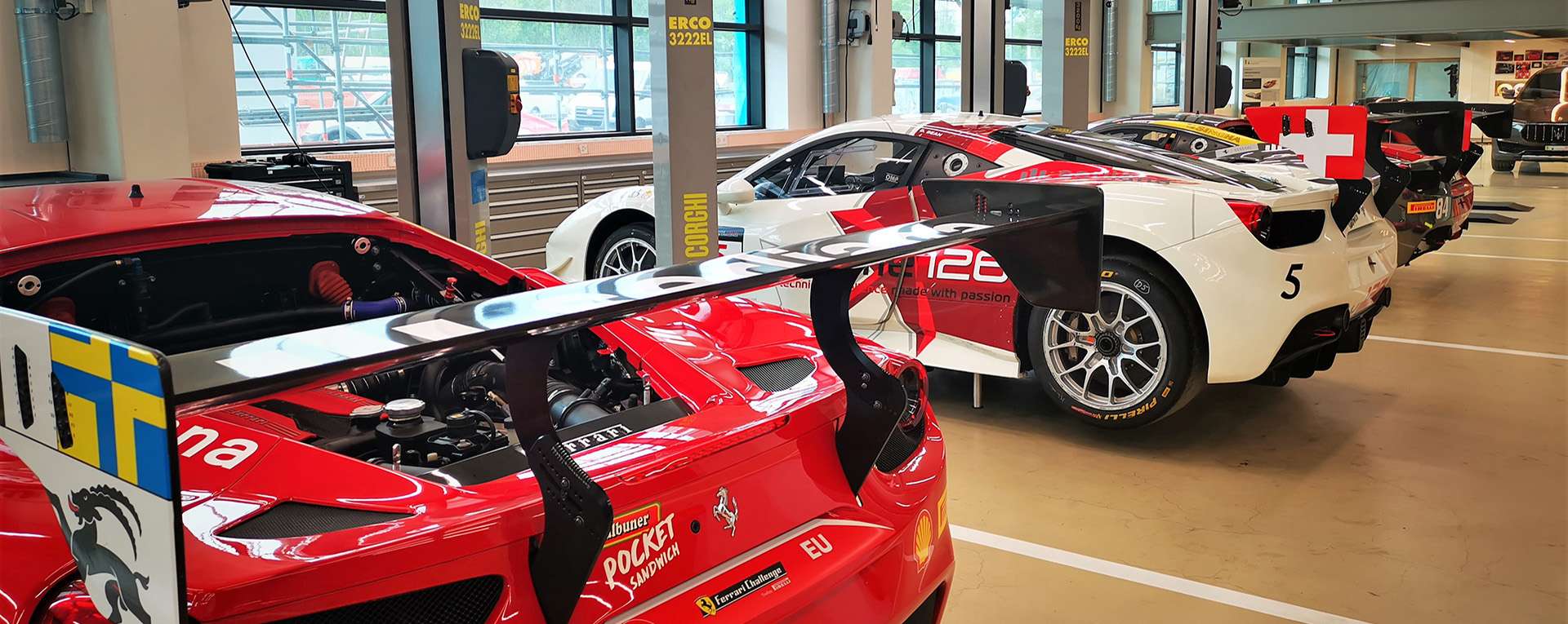 BODY SHOP Main Slide