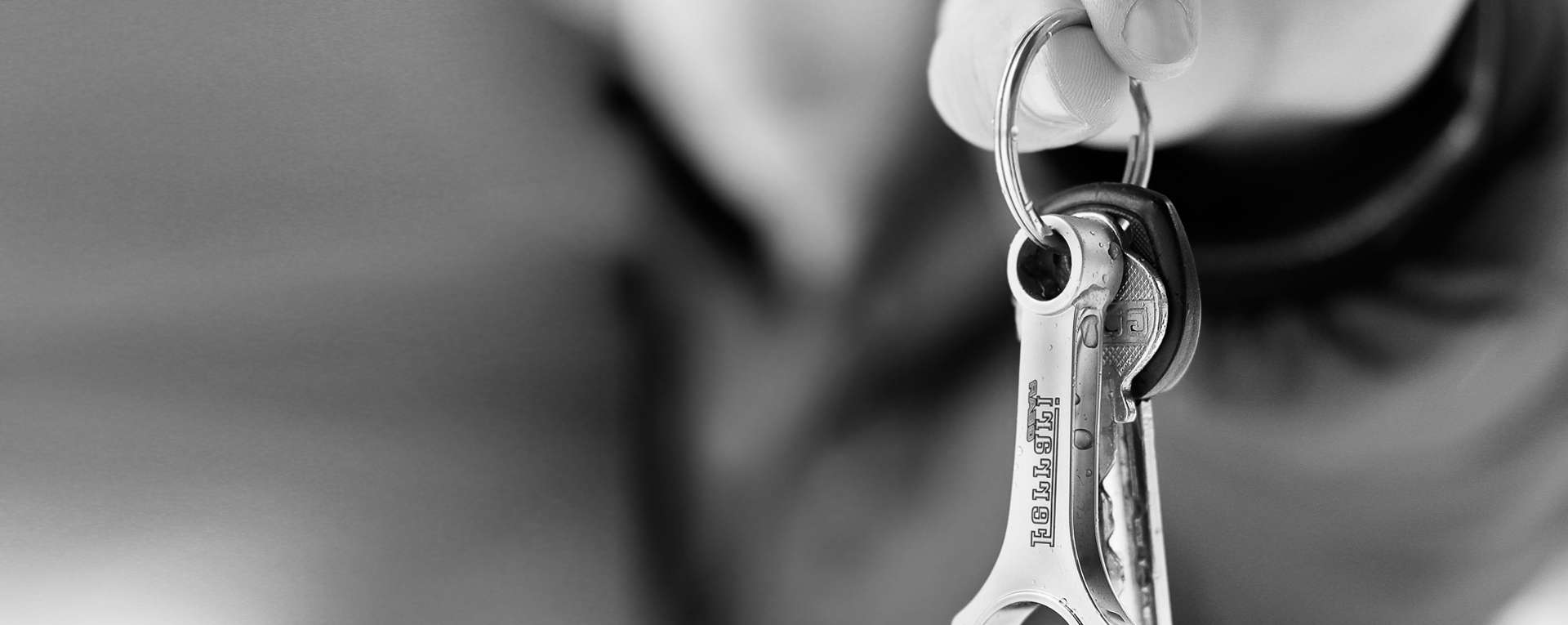 COLLECT & RETURN SERVICE Main Slide